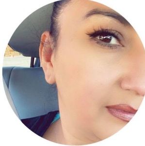 Meet your Posher, Alejandra